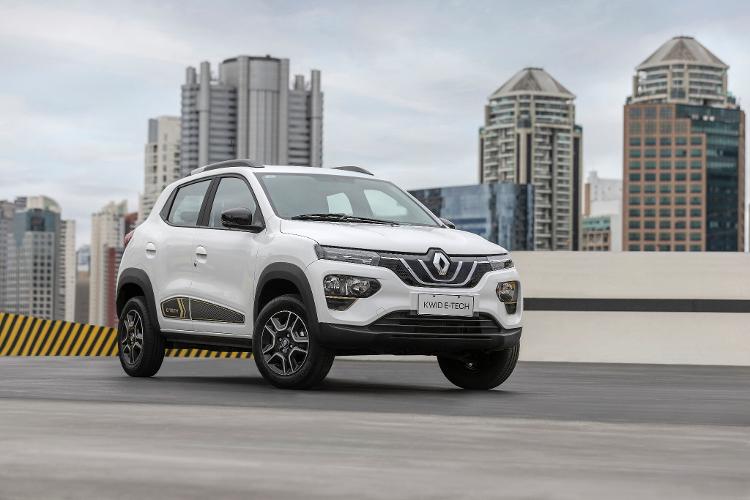 O Renault Kwid E-Tech custa R$ 99.990 e tem câmbio automático