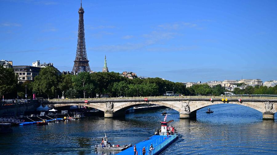 Barca em evento teste para os Jogos Olímpicos de Paris, em agosto de 2023