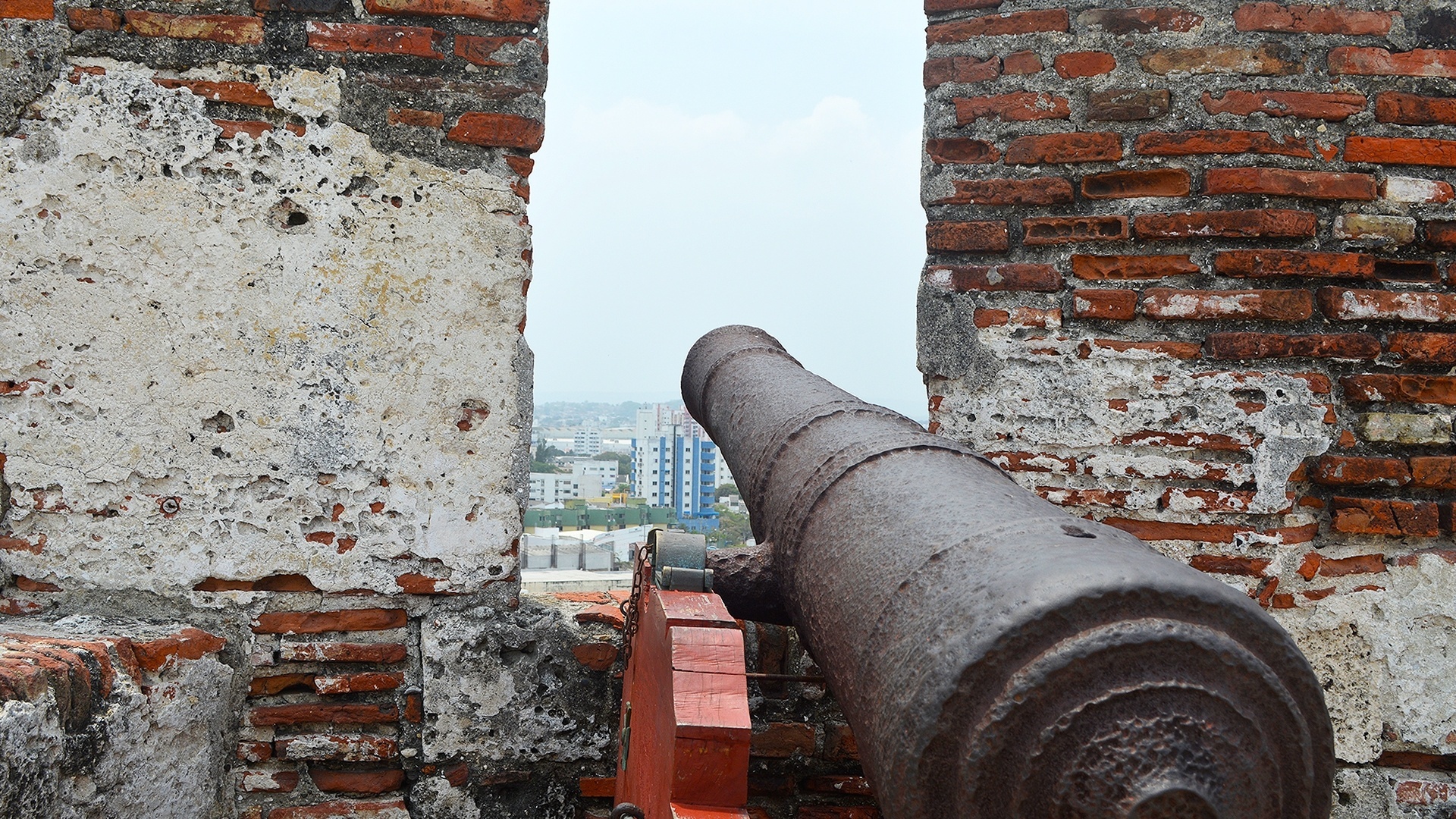 Vista do alto do Castelo San Felipe de Barajas, em Cartagena, na Colômbia - Denise de Almeida/UOL