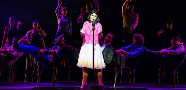 Elenco de "Elis, A Musical", que volta a fazer turnê em 2016, agora com a atriz Lílian Menezes - Divulgação - Divulgação
