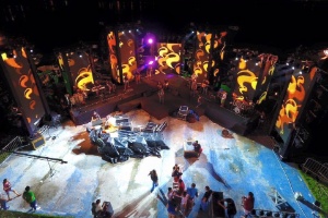 Estrutura montada para a gravação do DVD - Reprodução/Facebook Pedrinho Pegação - Reprodução/Facebook Pedrinho Pegação