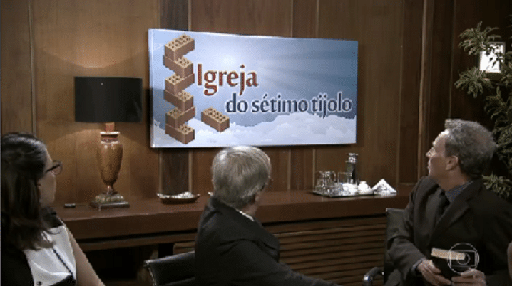 16.jul.2016 - O programa "Zorra", da Globo, fez chacota com igrejas evangélicas durante a edição do humorístico, exibido na noite deste sábado (16) - Reprodução/TV Globo