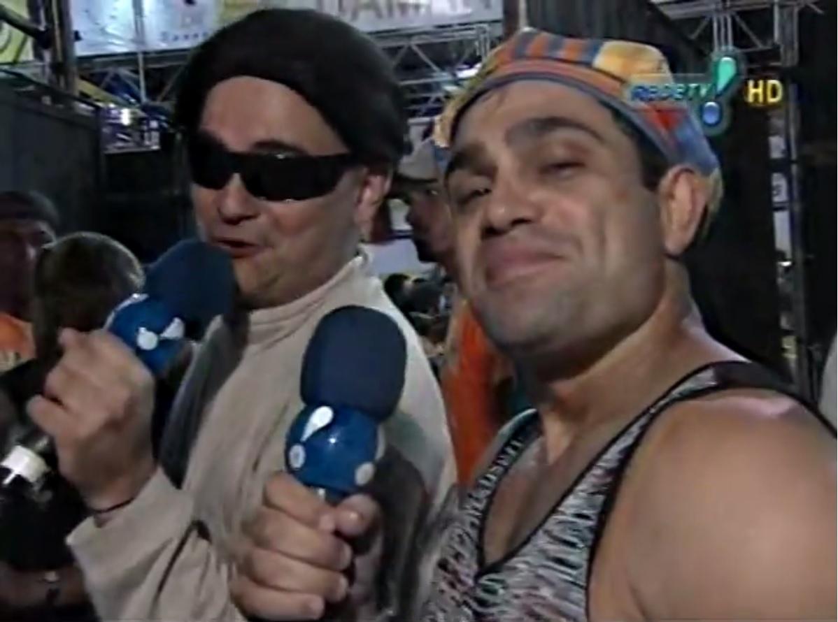 Carioca (Robaldo Esperman) e Evandro Santo (Christian Pior) no quadro "Meda", do "Pânico na TV", em 2007 - Reprodução/RedeTV!