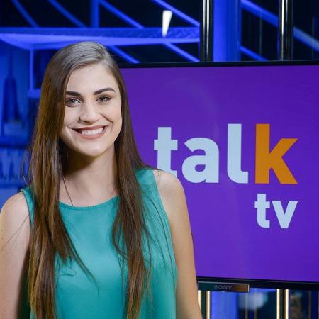  Gabriela França deixa a apresentação do "Talk TV" - Divulgação - Divulgação