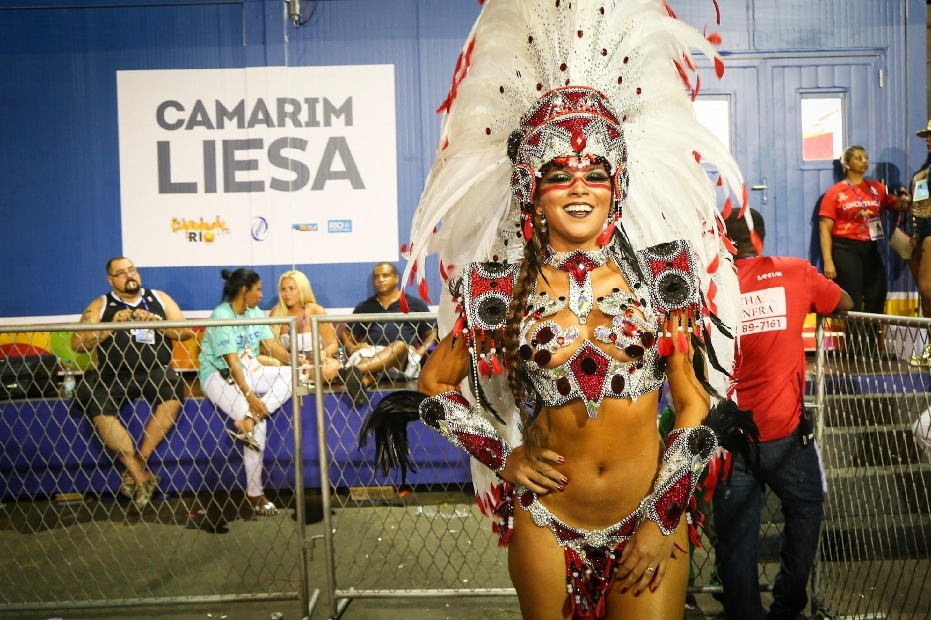 Concentração da Mangueira - Marco Antônio Teixeira/UOL