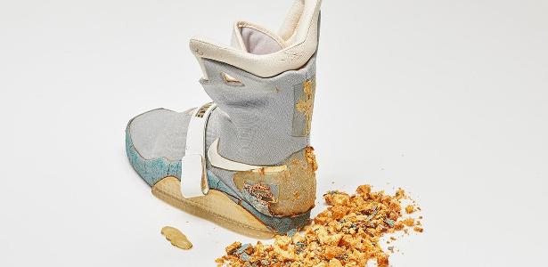 Nike Mag 1989 todo detonado foi leiloado - Reprodução - Reprodução