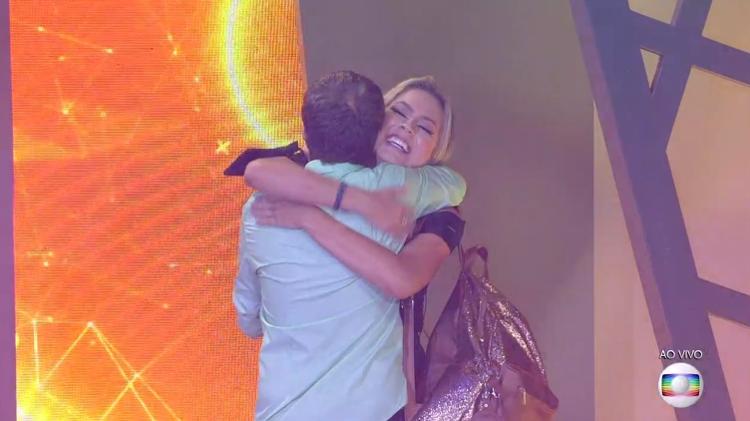 Leifert e Isabella - Reprodução/TvGlobo - Reprodução/TvGlobo