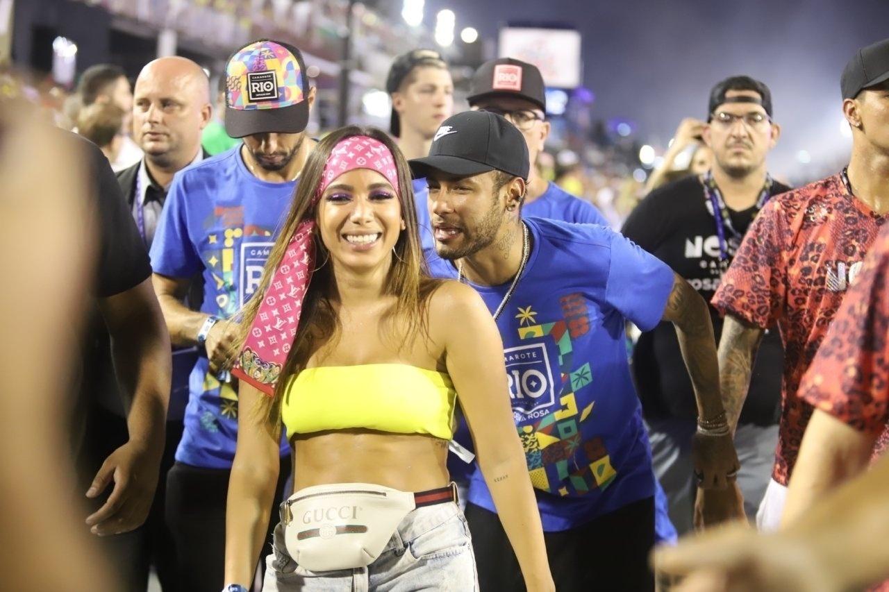 Anitta chega com Neymar à Sapucaí - Marcos Ferreira / Brazil News