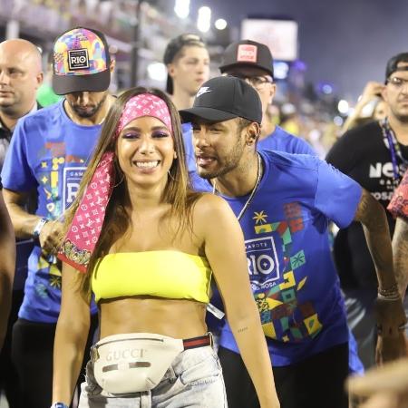 Anitta chega com Neymar à Sapucaí - Marcos Ferreira / Brazil News