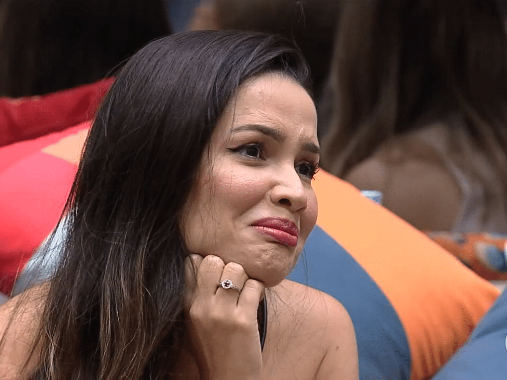 Estou com medo de estar cega', desabafa Juliette com óculos sobre jogo no  BBB21