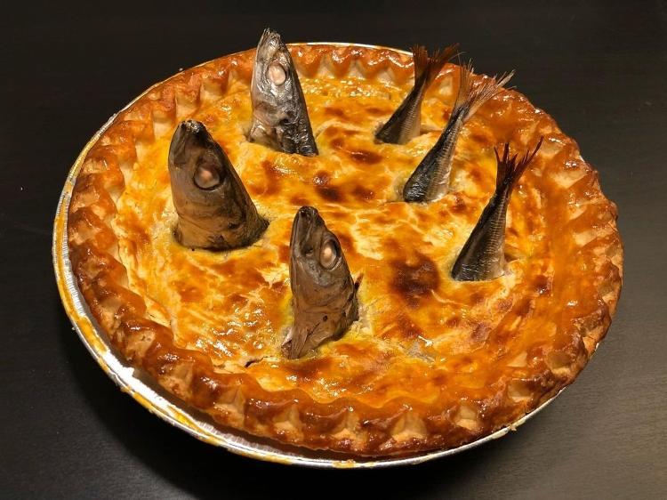 Stargazy Pie - @old_liu_ontheroad/Instagram/Reprodução - @old_liu_ontheroad/Instagram/Reprodução