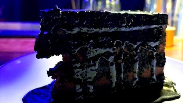 O melhor bolo de chocolate está no bar