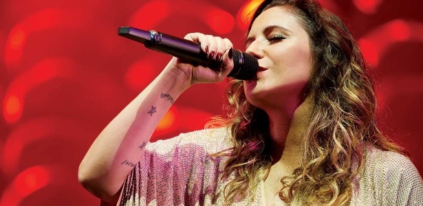 Maria Rita durante gravação do DVD "O Samba em Mim - Ao Vivo na Lapa" - Divulgação