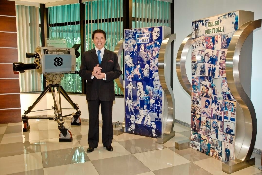 25.nov.2016 - Silvio Santos posando em uma sala dentro do complexo do SBT em São Paulo - João Passos/Arquivo pessoal