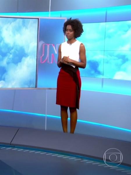 Maria Júlia Coutinho aparece tensa antes da previsão do tempo do "JN" - Reprodução/TV Globo - Reprodução/TV Globo