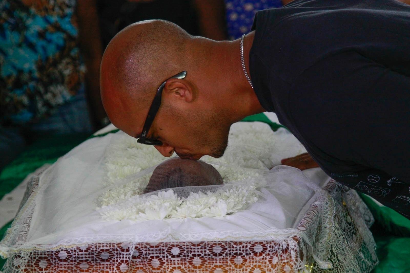 A sambista Dona Ivone Lara é velada na quadra da escola de samba Império Serrano, no Rio de Janeiro - Marcio Cassol /AgNews