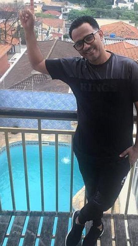 Evandro na sacada que se rompeu - Reprodução/Instagram - Reprodução/Instagram