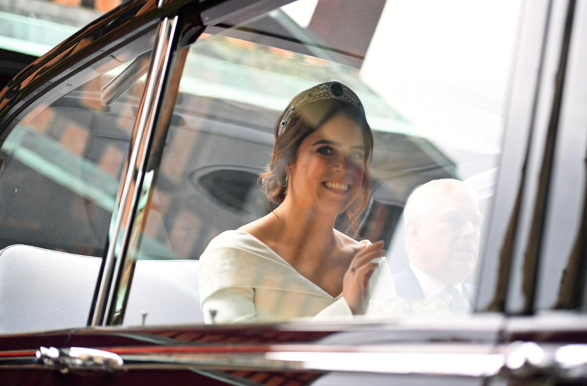 Princesa Eugenie, prima dos príncipes William e Harry, se casa em Windsor - Getty Images