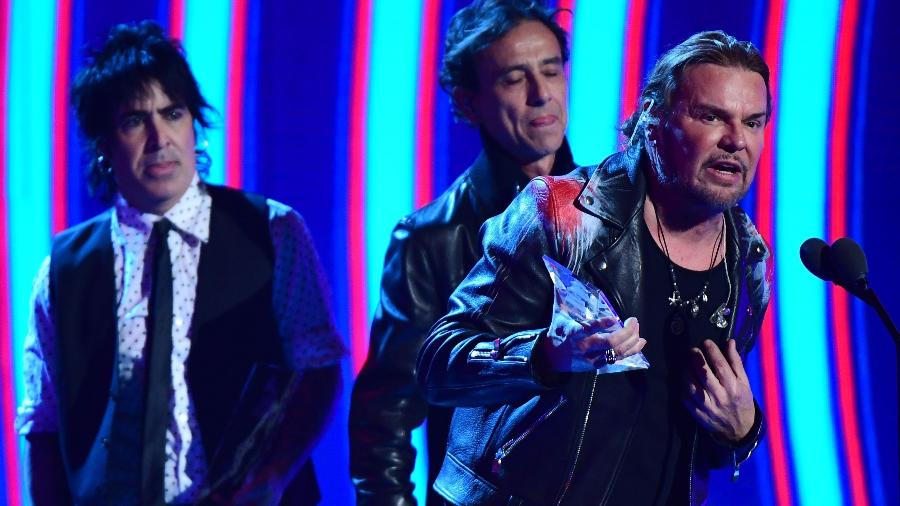 A banda Maná discursou no palco do Grammy Latino 2018 - Robyn Beck/AFP