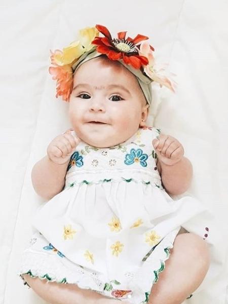 Bebê posa de Frida Khalo - Reprodução/Instagram