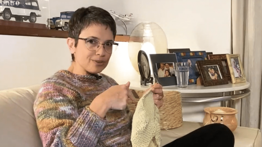 Sandra Annenberg participa do "Encontro", tricotando - Reprodução/TV Globo