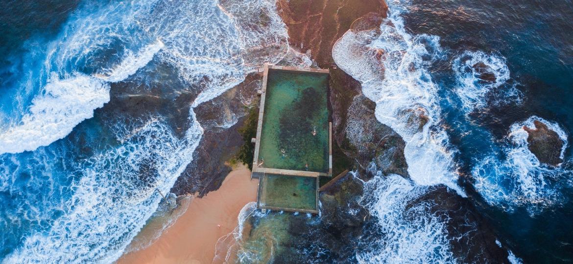 Mona Vale Rock Pool, na Austrália, uma das psicinas naturais mais bonitas do planeta - Getty Images/iStockphoto