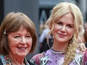 Nicole Kidman perde premiação do Festival de Veneza após mãe morrer