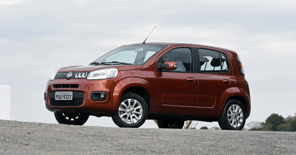 Fiat Uno Evolution - Murilo Góes/UOL