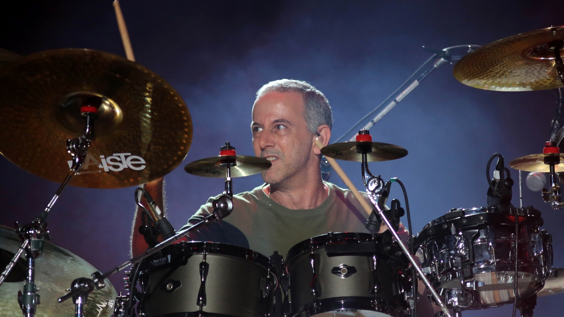 20.set.2015 - Com retrospectiva e clássicos, Os Paralamas do Sucesso abrem o palco Mundo no terceiro dia de shows do Rock in Rio 2015. - Fernando Maia/UOL