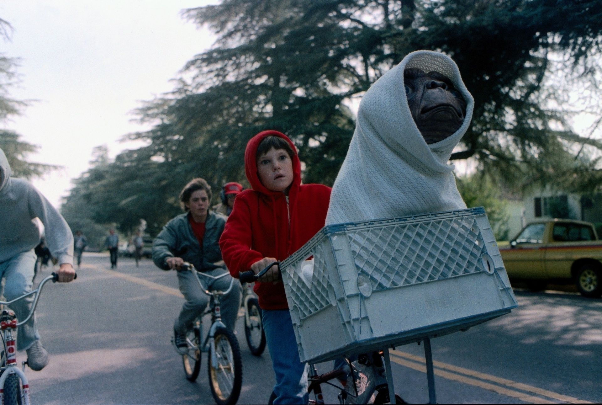 Cena do filme "E.T. - O Extraterrestre" (1982), de Steven Spielberg - Reprodução