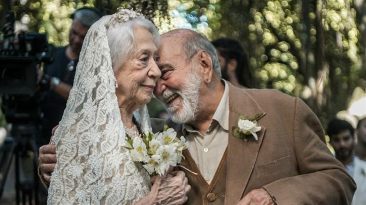 Mercedes sobre ao altar com Josafá - Globo/Raquel Cunha - Globo/Raquel Cunha