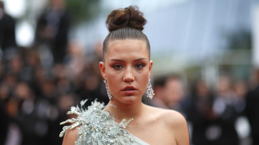  Adèle Exarchopoulos diz que sofreu traumas durante set de 'Azul é a Cor Mais Quente'