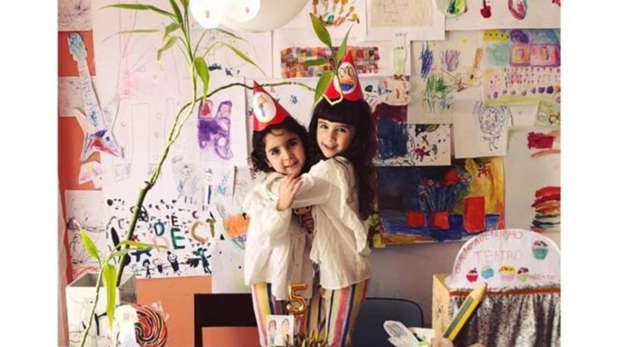 Na quarentena, Ana e Antônia na comemoração de seu aniversário de 5 anos - Arquivo pessoal