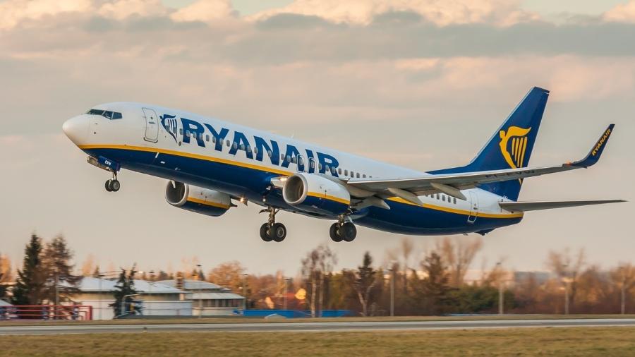 Ryanair, assim como outras companhias europeias, têm enfrentado dificuldades operacionais na retomada das viagens após a covid-19 - Getty Images