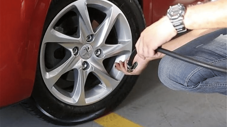 Calibrar pneus quentes faz com que você ajuste pressão inferior à indicada, aumentando gasto de combustível
