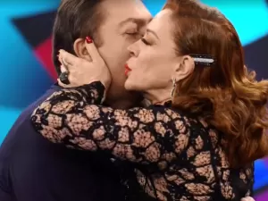 Claudia Raia revela se viveu romance com Faustão: 'Teve um encantamento'