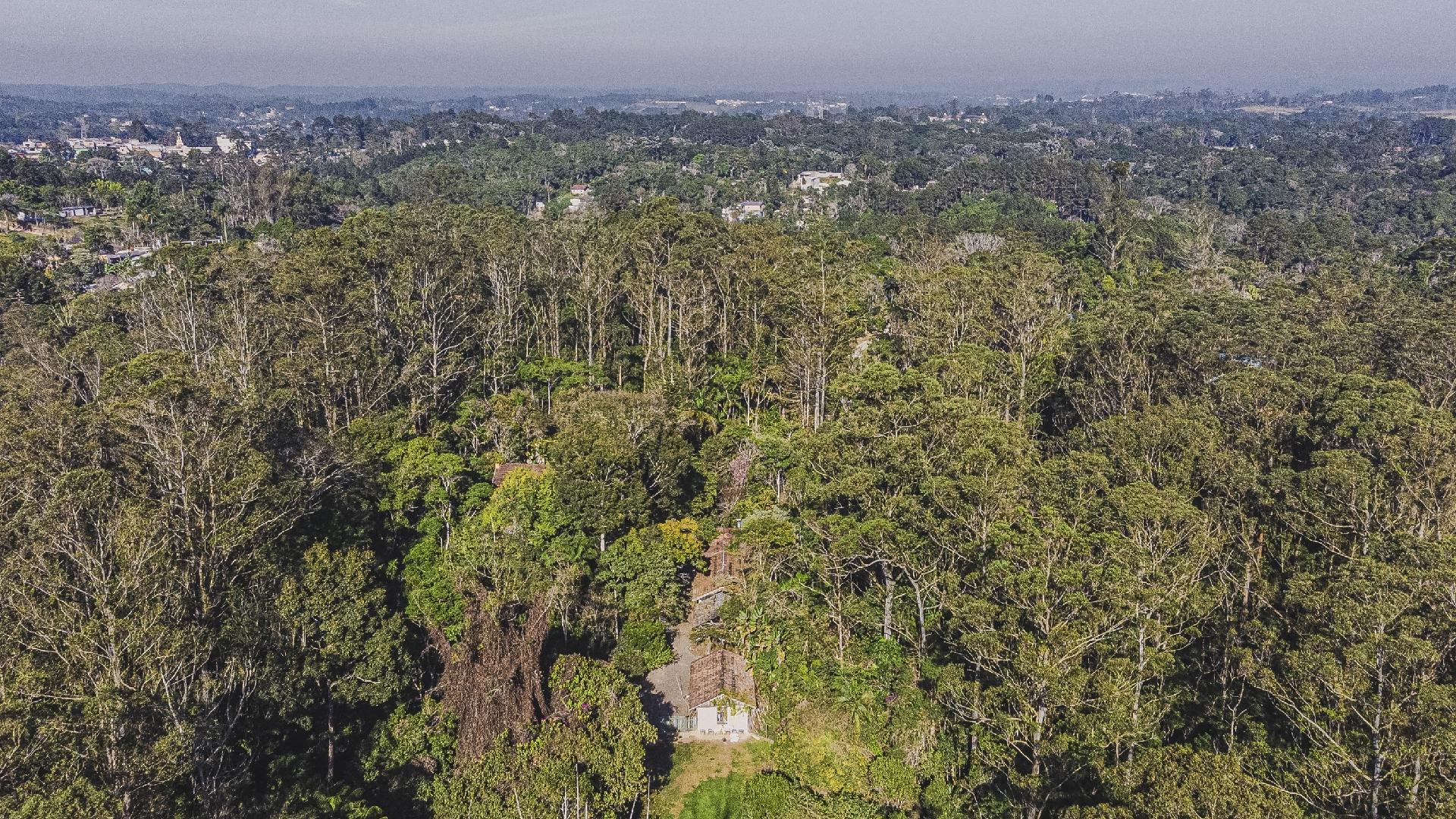 Vista aéra do Sítio Represa na região do Marsilac, extremo sul de São Paulo