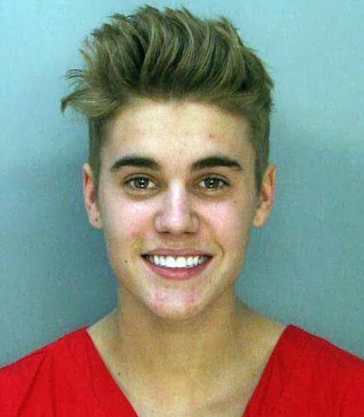 Justin Bieber: Cantor foi preso aos 19 anos por dirigir alcoolizado