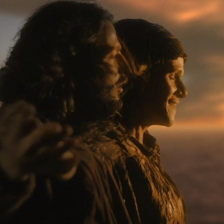 Hugo e Elvira recriam cena de "Titanic" em "Novo Mundo" - Reprodução/TV Globo - Reprodução/TV Globo