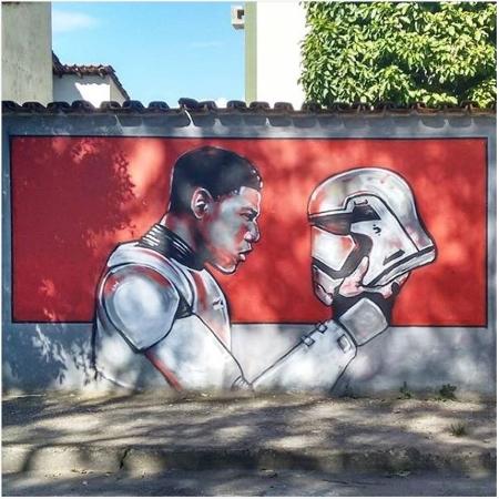 Mural em Ipatinga (MG) com o personagem Finn, de "Star Wars", postado pelo ator John Boyega em seu Instagram - Reprodução/Instagram/johnboyega - Reprodução/Instagram/johnboyega