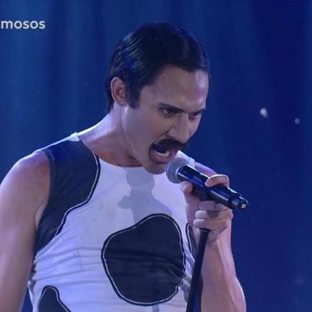 Sivero Pereira interpreta Freddie Mercury no "Show dos Famosos", competição do "Domingão do Faustão" - Reprodução/TV Globo - Reprodução/TV Globo