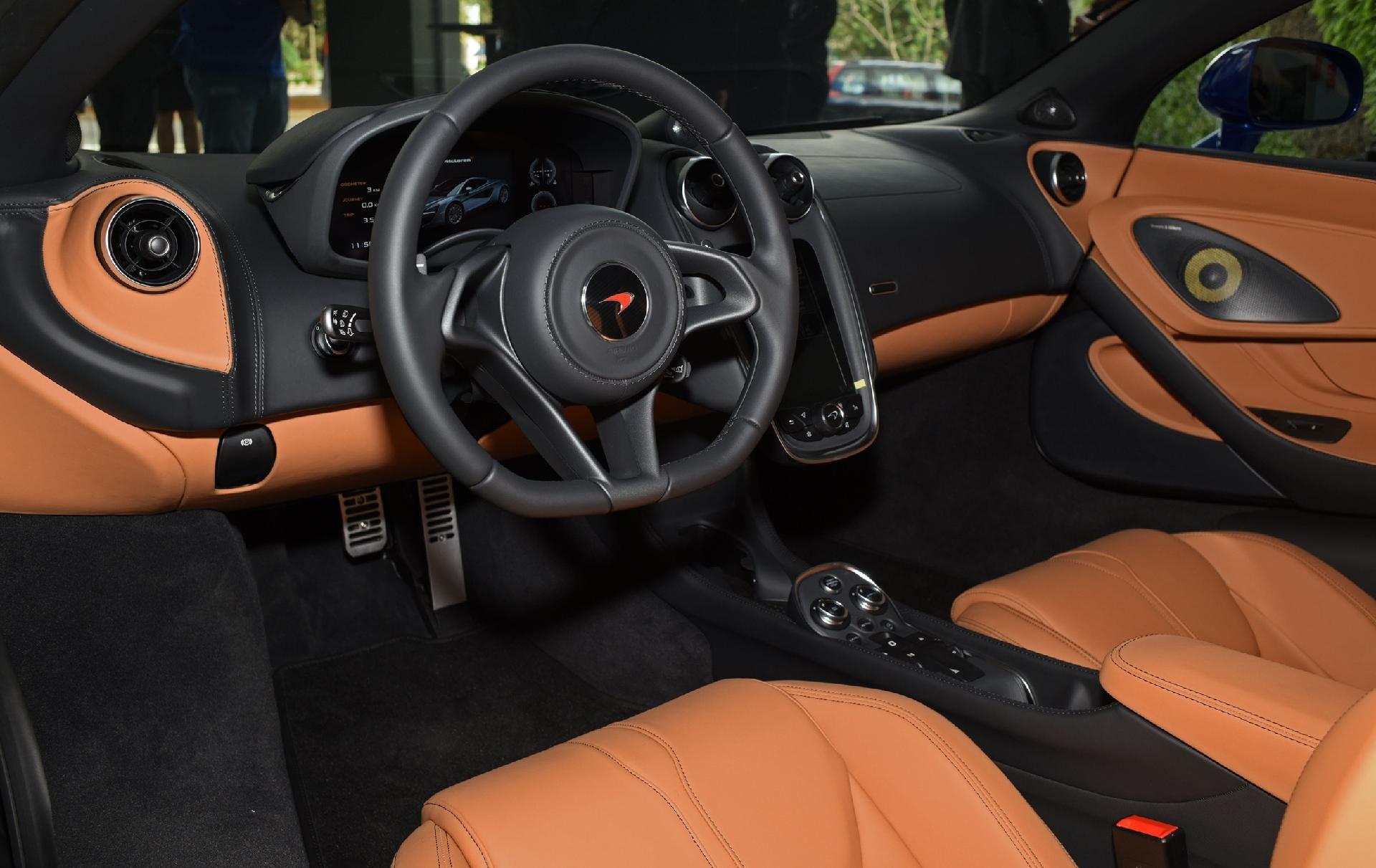 McLaren 570GT - Murilo Góes/UOL