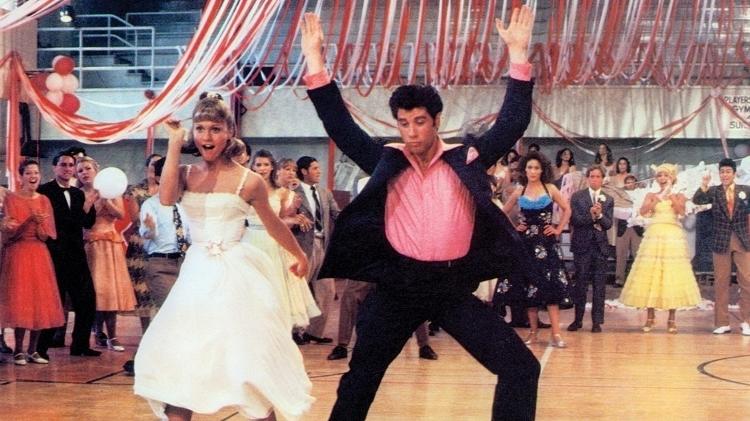 Olivia Newton-John e John Travolta em cena de "Grase - Nos Tempos da Brilhantina" - Reprodução - Reprodução