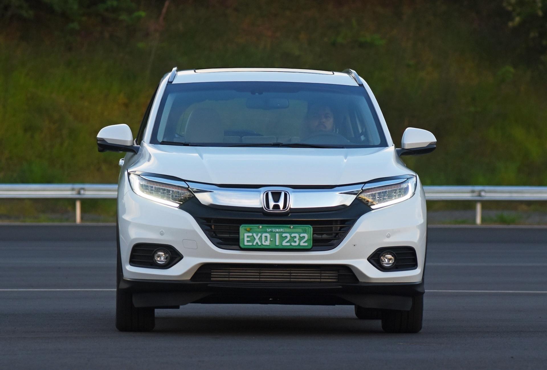 Задняя полка honda hr v