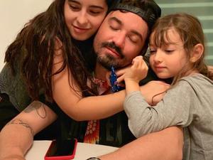 Fernando Zor com as filhas, Alice e Kamily - Reprodução / Instagram - Reprodução / Instagram