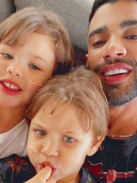 Gusttavo Lima e seus filhos Gabriel e Samuel - Reprodução/ Instagram