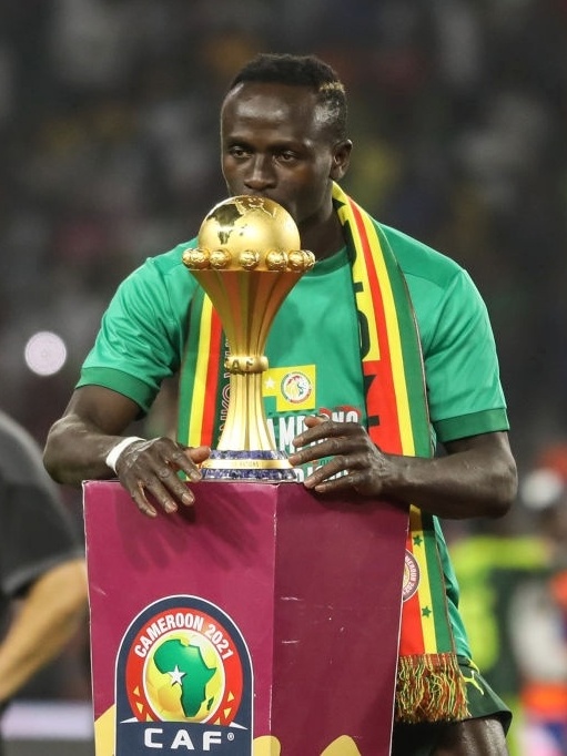 Futebol: Senegal arrecadou o troféu do CAN Sub-17, ultimo campeão mundial  de futebol masculino 
