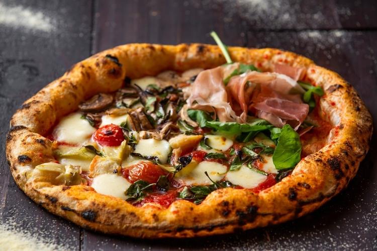 A Pizza da Mooca tem duas unidades para clientes conferirem suas pizzas que figuram entre as melhores do mundo