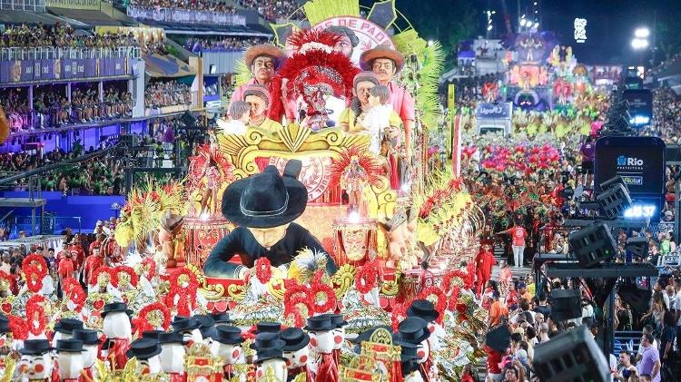 Unidos de Padre Miguel fez desfile em homenagem ao Padre Cícero em 2024