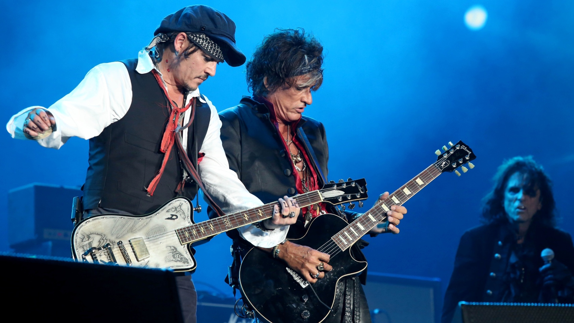 24.set.2015 - Johnny Depp, Alice Cooper e Joe Perry se apresentam no grupo Hollywood Vampire no palco Mundo no Rock in Rio 2015 - Marco Teixeira/UOL